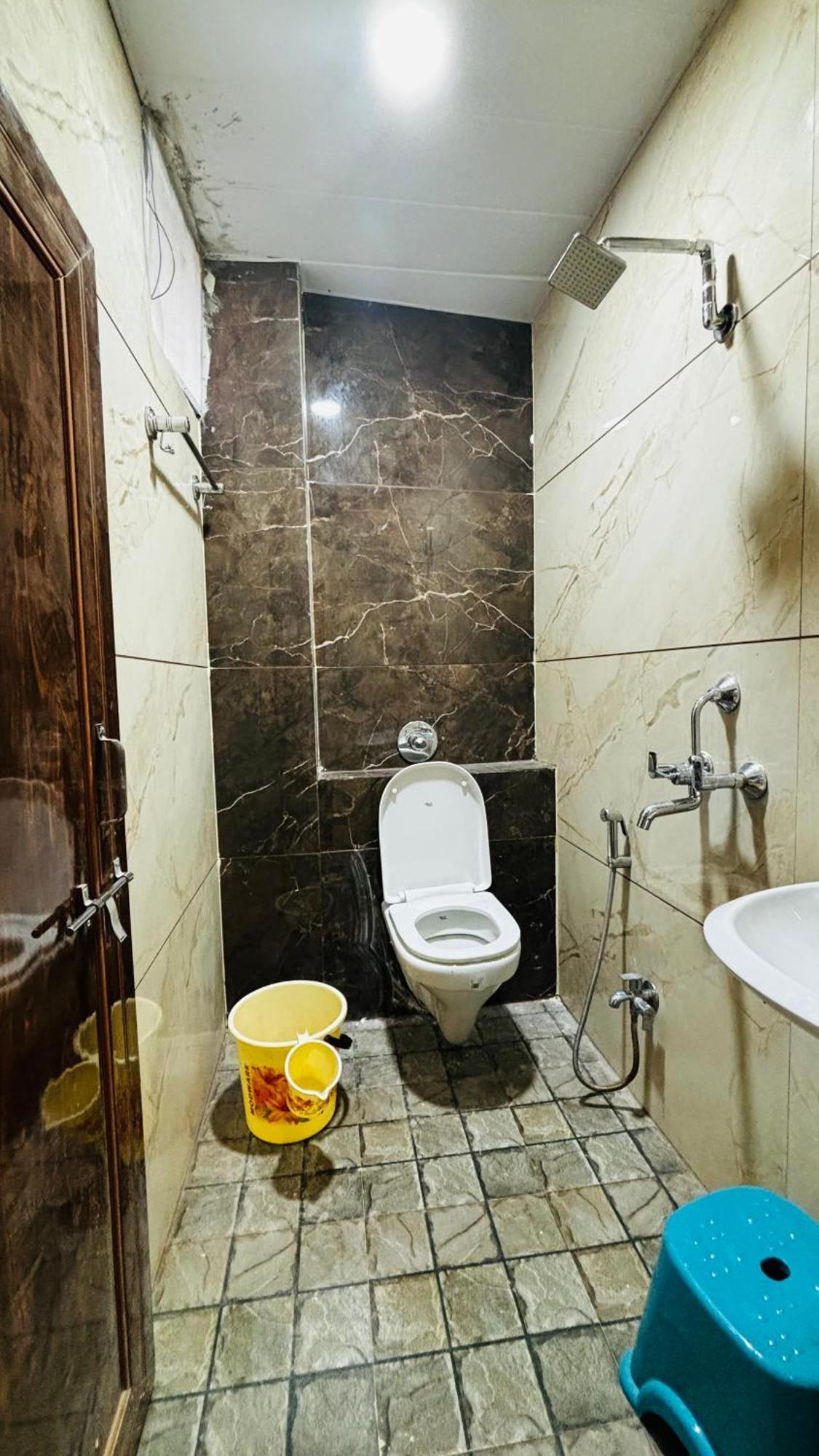 Hotel Shreenidhi Comfort Stay Удджайн Екстер'єр фото